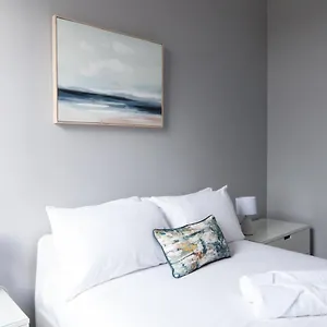 Cheltenham, Regency With Parking, Cavalier - Sleeps 6 Apartment Cheltenham
